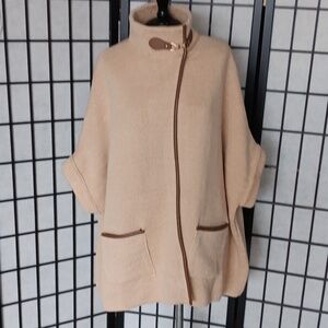 LC Lauren Conrad Sweater/poncho With Pockets. One Size.